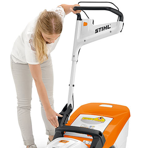 Аккумуляторная газонокосилка Stihl RMA 339.0 C SET (AK 20, AL 101)