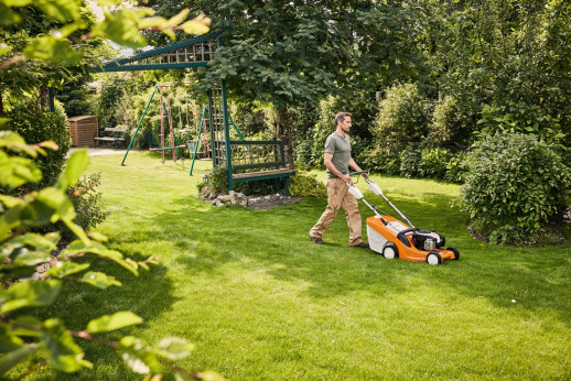 Газонокосилка STIHL RM 443 бензиновая