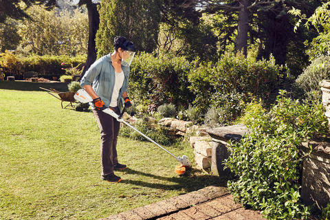 Мотокоса STIHL FSA 57 с AK 10 и AL 101