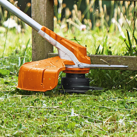 Триммер аккумуляторный STIHL FSA 86 R